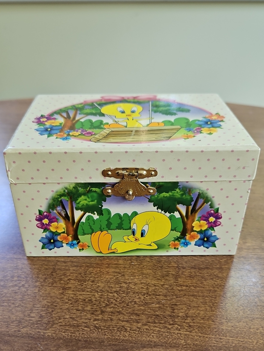 VTG Tweety Bird Musical Jewelry Box.